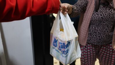 Şehzadeler Belediyesi’nin Süt Kardeşim projesi kapsamında, 600 hanedeki 625 çocuğa