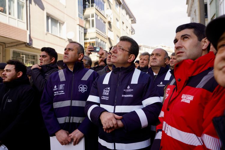TBB ve İBB Başkanı Ekrem İmamoğlu, İstanbul genelinde yapılan hızlı