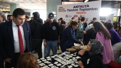 Antalya Büyükşehir Belediyesi ve Gençlik Örgütleri Forumu(GoFor) işbirliğiyle, Antalyalı gençlerin