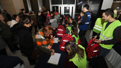 “Bu Çantada Hayat Var” Muğla Büyükşehir Belediyesi, 6 Şubat depreminin ikinci yıl dönümündevatandaşlarda deprem