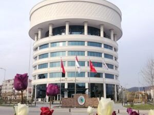 Çaycuma’da Spor var, sağlık var, nitelikli hizmet var Spor var, sağlık var, nitelikli hizmet var Bölgenin en nitelikli