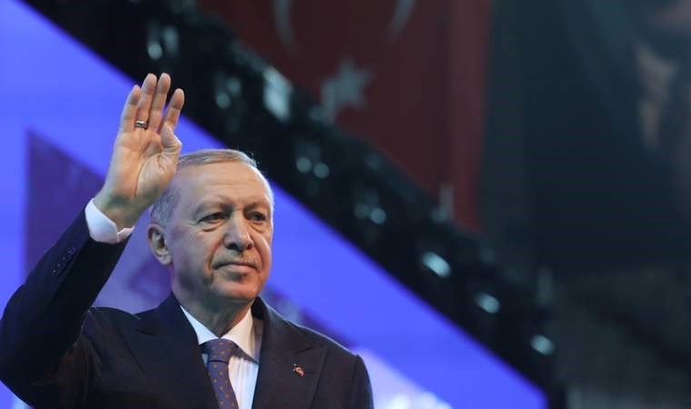 Cumhurbaşkanı Tayyip Erdoğan, 8. Antalya olağan il kongresinde açıklamalarda bulundu.