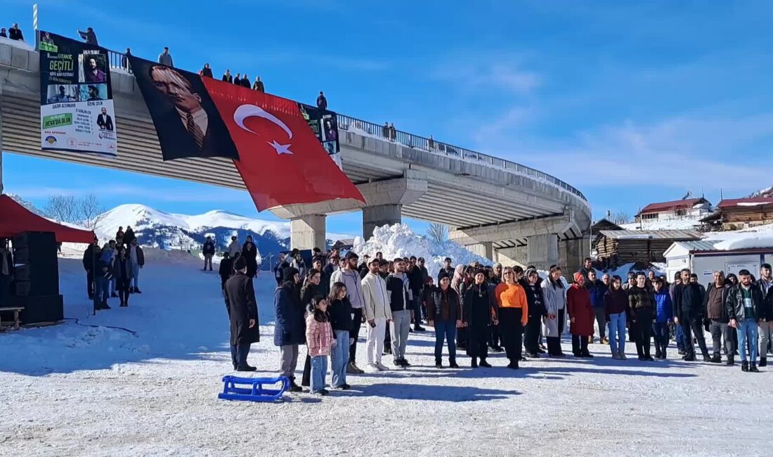 Artvin Ardanuç’ta düzenlenen “9. Geçitli Köyü Kar Festivali” kapsamında yapılan