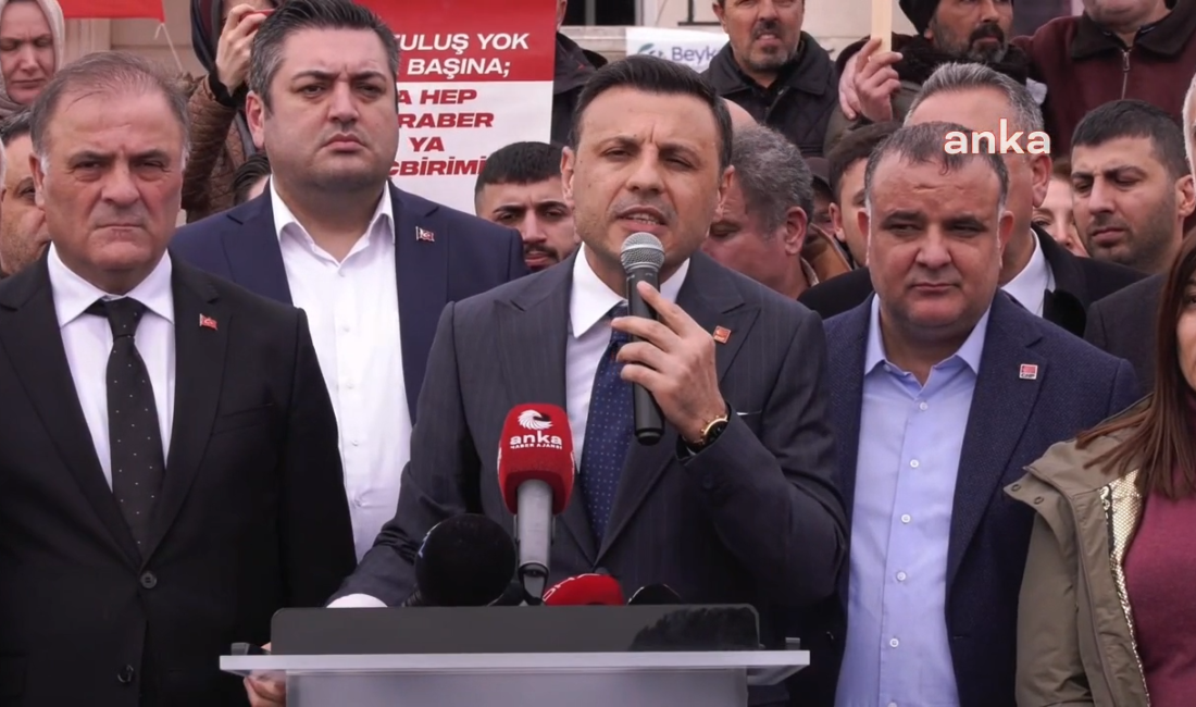 CHP İstanbul İl Başkanı Özgür Çelik, Beykoz Belediyesi önünde Başkan