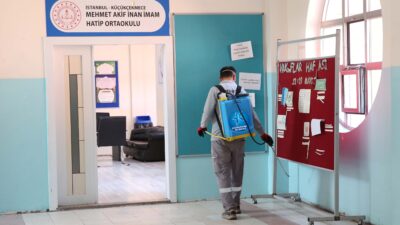 KÜÇÜKÇEKMECE’DE OKULLAR İKİNCİ DÖNEME HAZIR OKULLARDA İLAÇLAMA VE DEZENFEKSİYON ÇALIŞMASI Küçükçekmece Belediyesi Veteriner İşleri Müdürlüğü,