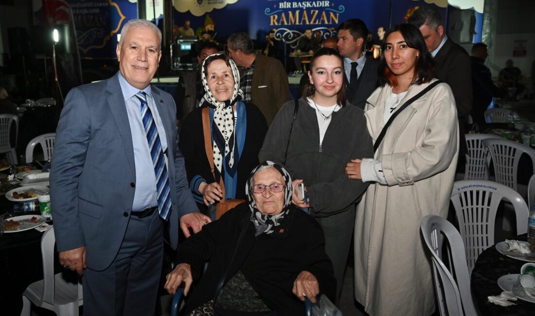  Bursa Büyükşehir Belediyesi tarafından Mustafakemalpaşa’da yaklaşık 3000 kişinin katılımıyla düzenlenen
