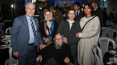  Bursa Büyükşehir Belediyesi tarafından Mustafakemalpaşa’da yaklaşık 3000 kişinin katılımıyla düzenlenen