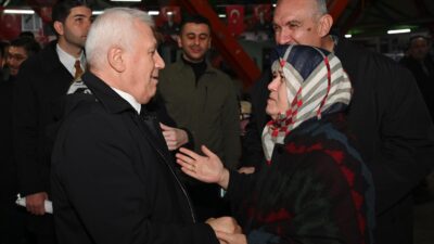  Bursa Büyükşehir Belediyesi tarafından Osmangazi ilçesi Soğanlı Mahallesi’nde düzenlenen iftar