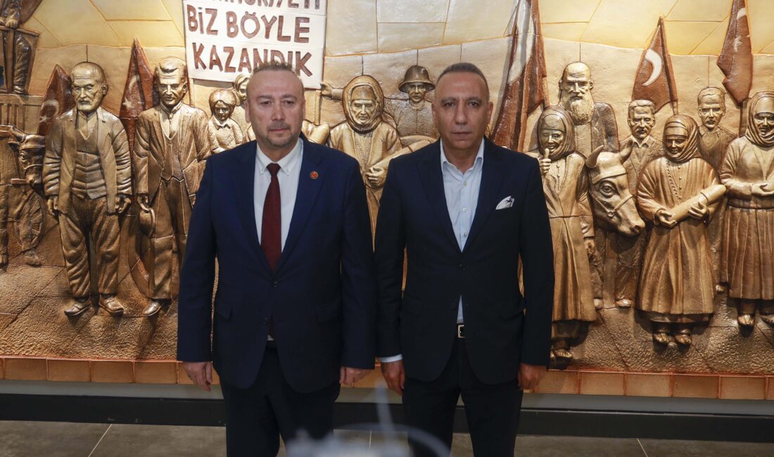 BAŞKAN YALIM ‘’BİZİM SEVDAMIZ UŞAK’’ -Uşak’ın Sevilen İnşaat Mühendisi Muhammet