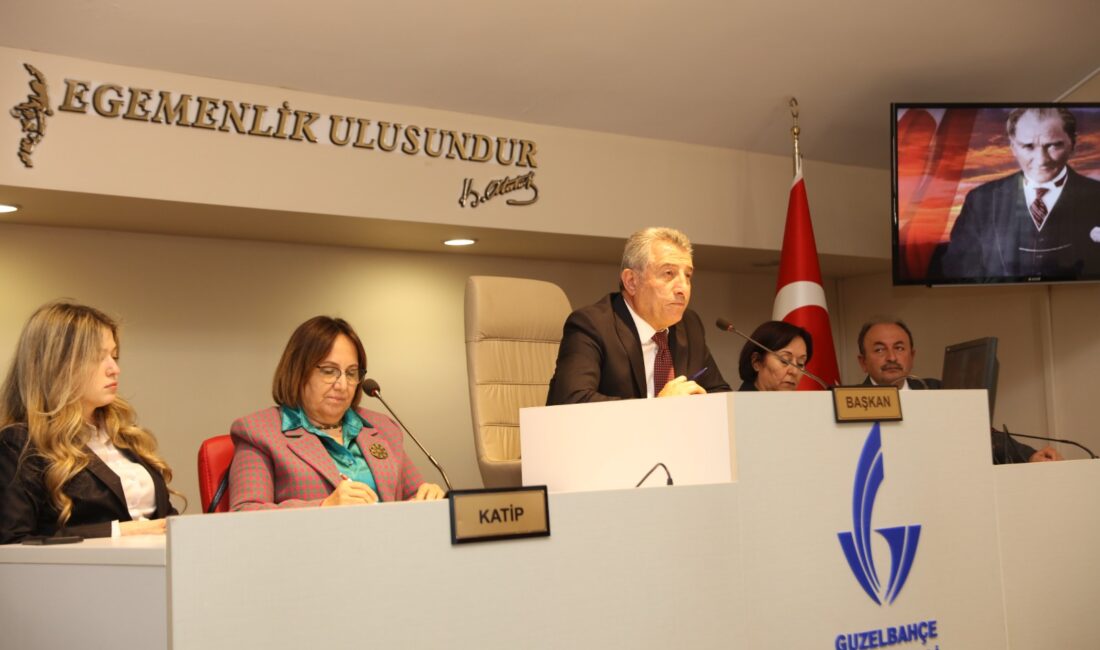 Güzelbahçe Belediye Başkanı Mustafa Günay, Güzelbahçe Atatürk Mahallesi’ne GÜZBEL Market