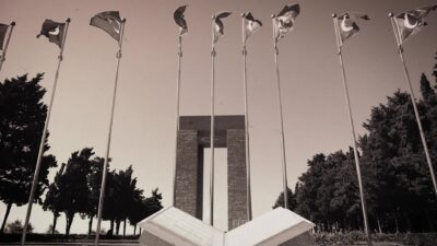 İYİ Parti Genel Başkanı Müsavat Dervişoğlu, Çanakkale Zaferi’nin 110. yılı