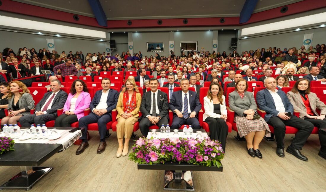 Manisa Büyükşehir Belediyesi Kültür Merkezi’nde 8 Mart Dünya Emekçi Kadınlar