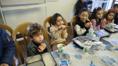 Eyüpsultan Belediyesi’nin Ramazan ayında çocuklara özel hazırladığı etkinlikler tüm hızıyla