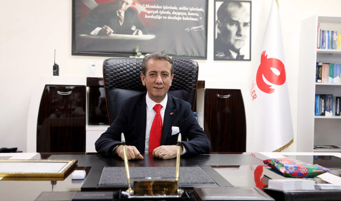 BAŞKAN YETİŞKİN’DEN 18 MART MESAJI; Efeler Belediye Başkanı Anıl Yetişkin,
