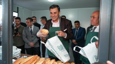 Manisa’da Halk Ekmek Sayısı Artıyor Sarıgöl’e Üç Halk Ekmek Büfesi Manisa Büyükşehir Belediyesi, halka uygun