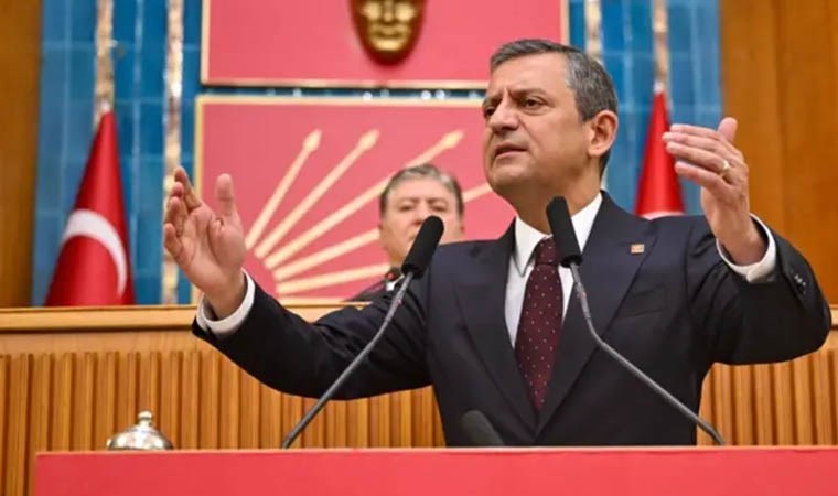 Milli Savunma Bakanı Yaşar Güler, Genelkurmay Başkanı Orgeneral Metin Gürak,