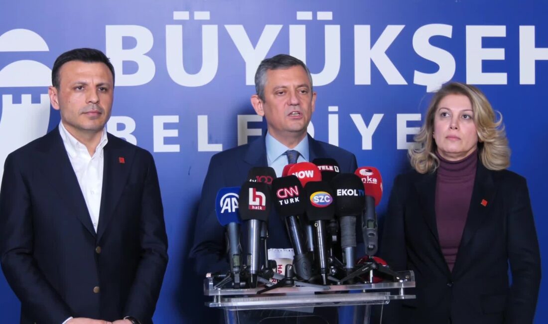 CHP Genel Başkanı Özgür Özel, “Bu gece her yerde olabiliriz.