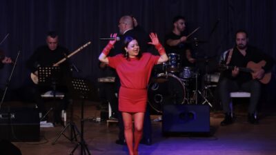 Yalova Belediyesi’nin düzenlediği “Yalova Sanatçılarıyla Ramazan Buluşması” etkinliği, Raif Dinçkök