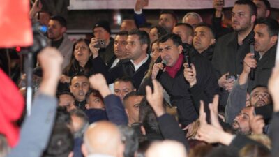 Adana’da on binlerce yurttaş Ekrem İmamoğlu’na destek olmak için alanlara