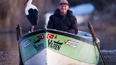  Bursa’da balıkçı Adem Yılmaz ile kurduğu dostlukla tüm Türkiye’nin gönlünde