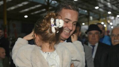 Başkan Akın, Havranlılarla iftar sofrasında buluştu Ahmet Akın: “Biz, büyük aileyiz. Bu ailede ayrımcılık yok” Büyükşehir