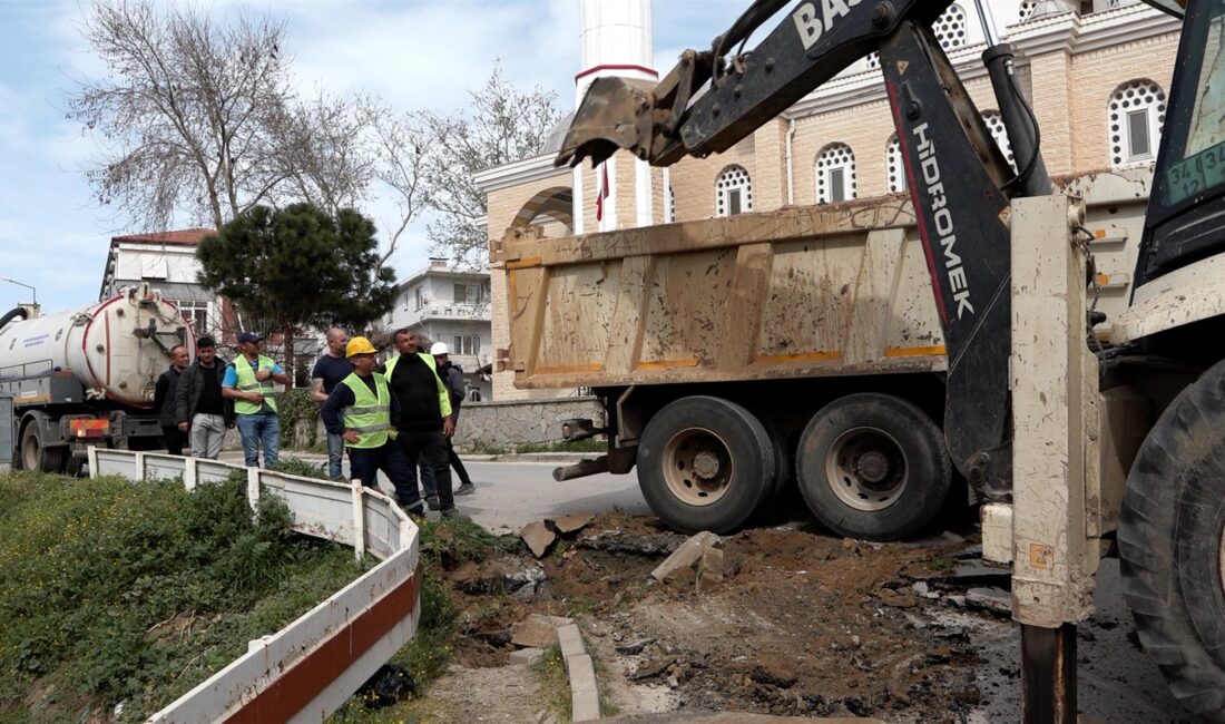 Ayvalık’ta içme suyu kayıplarının önüne geçmek amacıyla geniş bir çalışma