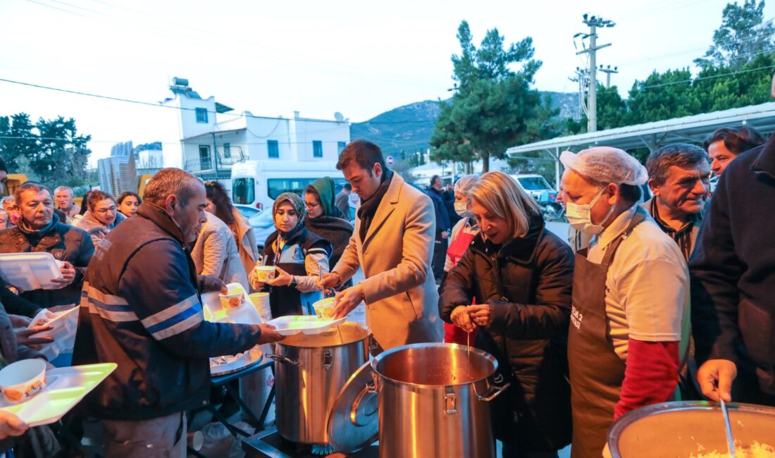 Bodrum Belediyesi tarafından her yıl geleneksel olarak düzenlenen iftar programı,