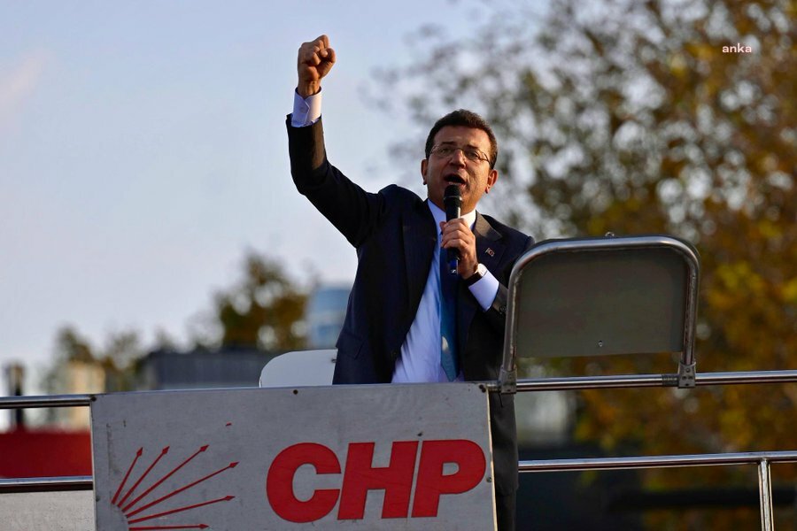 CHP İstanbul İl Başkanı Özgür Çelik, İBB Başkanı Ekrem İmamoğlu’nun