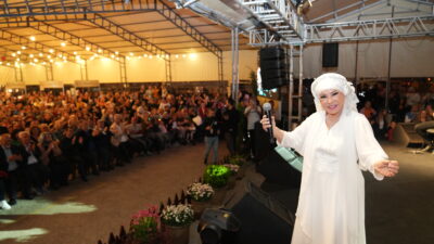 Alanya Belediyesi’nin düzenlediği Ramazan Akşamları etkinlikleri, hem çocuklar hem de