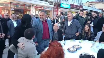 Edirne Belediyesi tarafından Kadir Gecesi dolayısıyla iftar programı düzenlendi.  Edirne