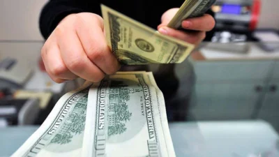 Dolar/TL, güne yükselişle başlamasının 40 TL’yi aşarak rekor kırdı. Güne,