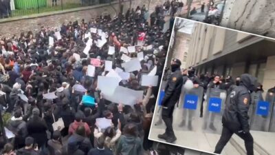 İmamoğlu protestosu yapan üniversite öğrencilerine polis şiddeti! İstanbul Üniversitesi’nde öğrenciler; dün akşam saatlerinde diploması iptal edilen, sabah