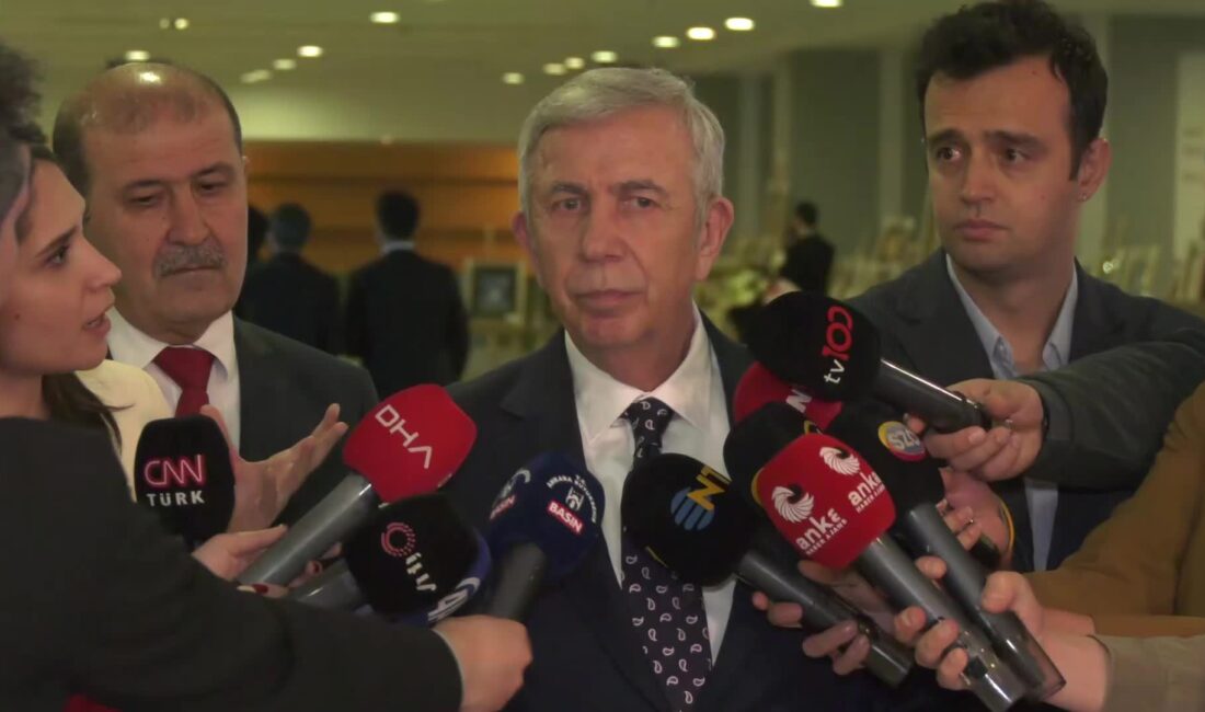 Ankara Büyükşehir Belediye Başkanı Mansur Yavaş, MHP Lideri Devlet Bahçeli’nin
