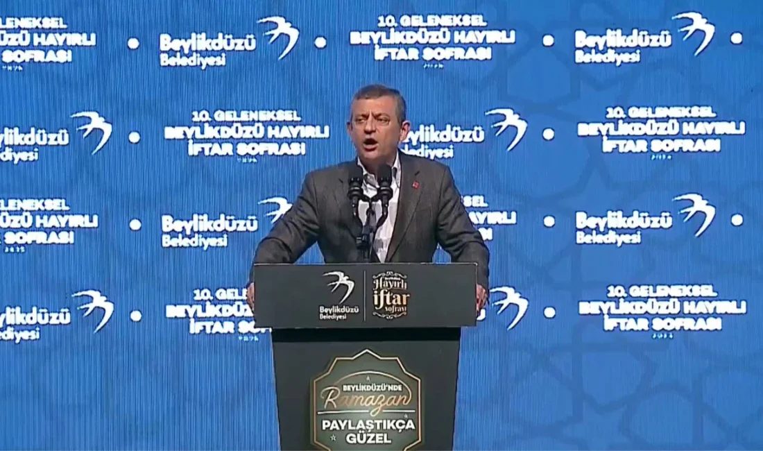 CHP Genel Başkanı Özgür Özel, Beylikdüzü’nde iftar programında konuştu. Özel,