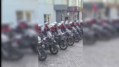 İzmir Emniyet Müdürlüğü Asayiş Şube Müdürlüğü Motosikletli Polis Timleri (Yunuslar)