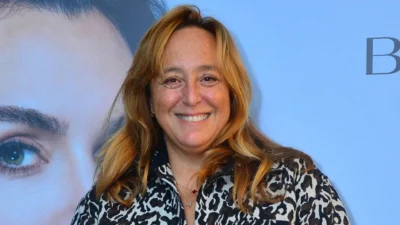 Silivri Cezaevi’nde fenalaşan Ayşe Barım hastaneye kaldırıldı Silivri’de bulunan Marmara Cezaevi’nde tutuklu olan Ayşe Barım, geçirdiği ani