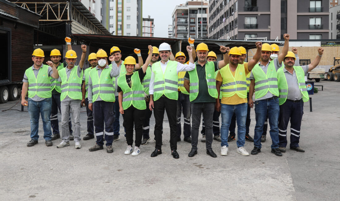 Mezitli Belediye Başkanı Ahmet Serkan Tuncer, 1 Mayıs Emek ve