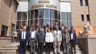 Eskişehir Büyükşehir Belediye Başkanı Ayşe Ünlüce, Han ilçesinde görev yapanmahalle