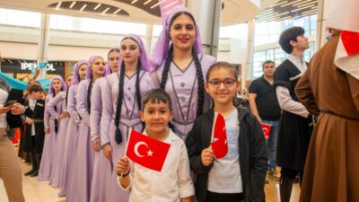 Yenişehir Belediyesi 7 ülkeden çocukları Mersin’de buluşturdu Mersin Yenişehir Belediyesi