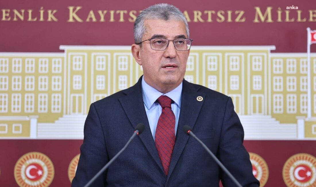 CHP Grup Başkanvekili Gökhan Günaydın, Adalet Bakanı Yılmaz Tunç’un yanıtlaması
