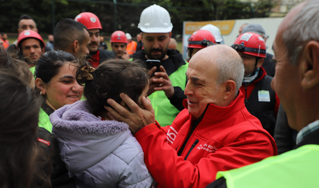 Büyükçekmece’de deprem riski taşıyan 8 bina yıkıldı Beklenen İstanbul depremine