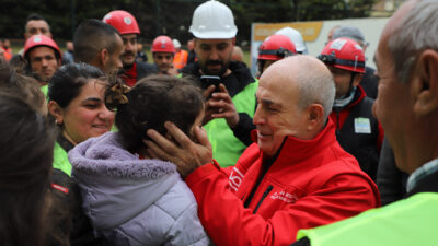 Büyükçekmece’de deprem riski taşıyan 8 bina yıkıldı Beklenen İstanbul depremine