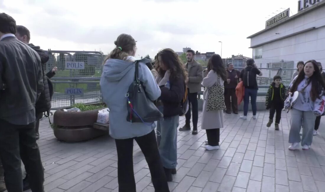  2 Nisan boykotuna destek verdikleri için gözaltına alınan ünlü oyuncu