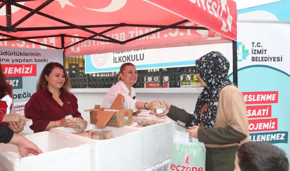 “İZMİT’E OLAN SEVDAMIZLA GÜNE BAŞLADIK”