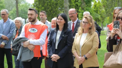 2009 yılında kaybettiğimiz, hekimliği ve eğitimciliğiyle milyonlara ilham veren, Çağdaş