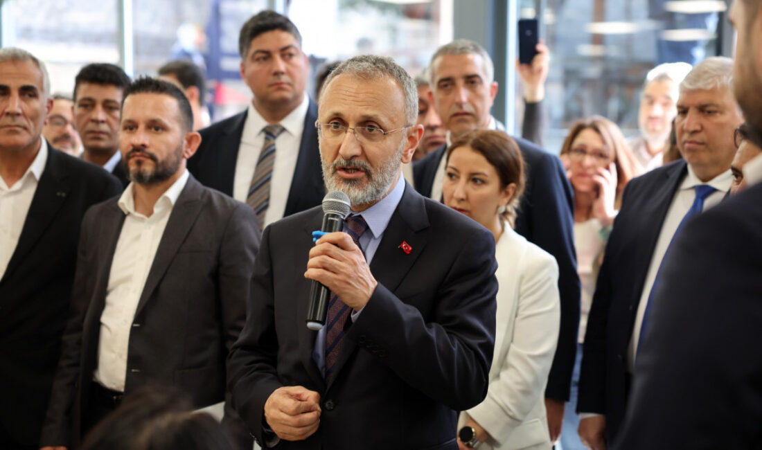 Eyüpsultan Belediye Başkanı Dr. Mithat Bülent Özmen, 1 Mayıs Emek