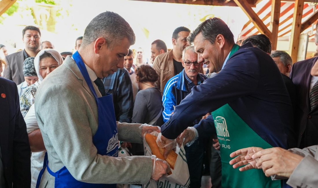 Manisa Büyükşehir Belediyesi’nin sosyal belediyecilik anlayışıyla hayata geçirdiği Kent Lokantası,