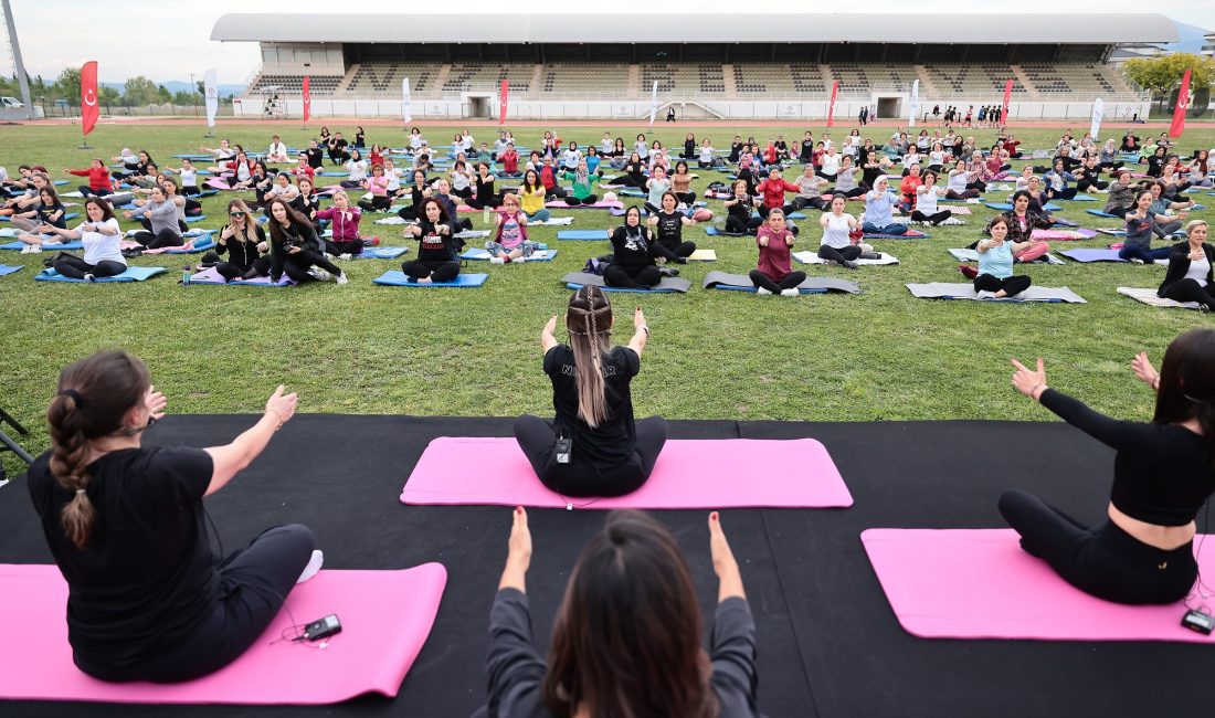 Denizli Büyükşehir Belediyesi, Dünya Pilates Günü’nü anlamlı bir etkinlikle kutladı.
