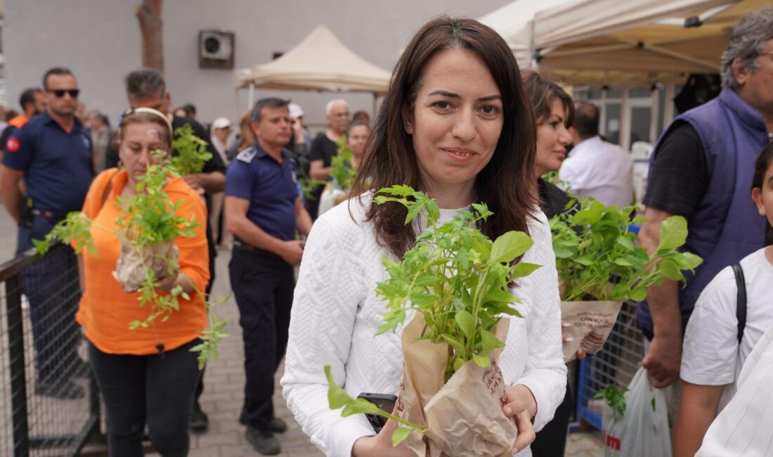 bu yıl 13. kez Ürkmez Meydanı’nda büyük bir katılımla gerçekleştirildi.