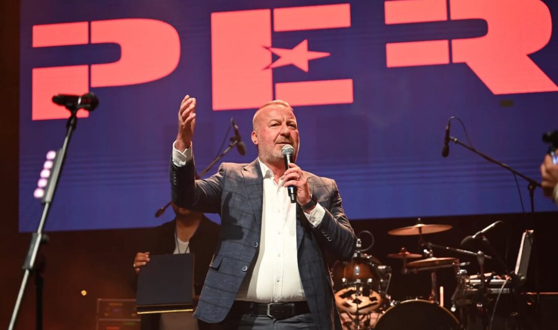 Başkan Karabatı: “Gençlerimizin her daim yanındayız”
